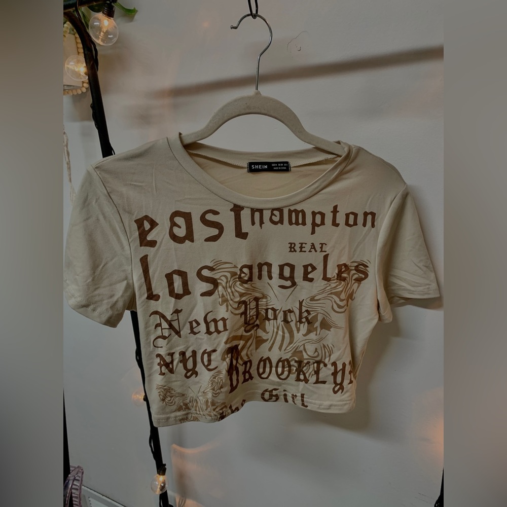Women’s beige/brown crop top